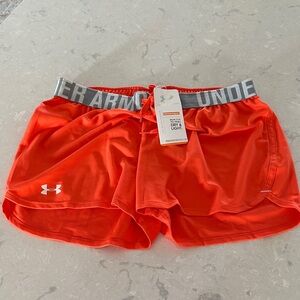 New! Under Armour Women's Vibrant Orange Athletic Shorts Loose Fit Size Medium